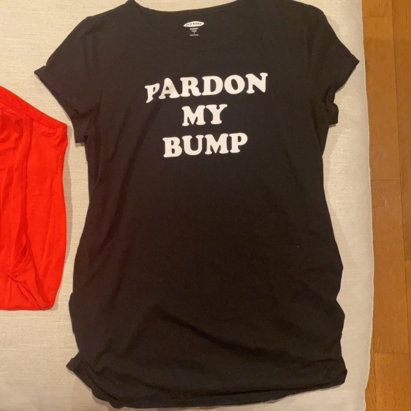 Maternity Graphic T’s - Picture 4 of 5